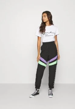 Beste Bewertungen von 🥰 Karl Kani SIGNATURE TEE - T-Shirt Print - White, Damen ❤️ -Karl Kani Verkäufe cad5485474b941c1b95858dbb118cf94