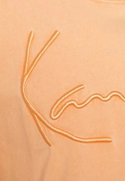 Besorgen 🌟 Karl Kani SIGNATURE DESTROYED TEE UNISEX - T-Shirt Print - Light Orange ❤️ -Karl Kani Verkäufe cbfb07db025545faa6cd0771ab900813