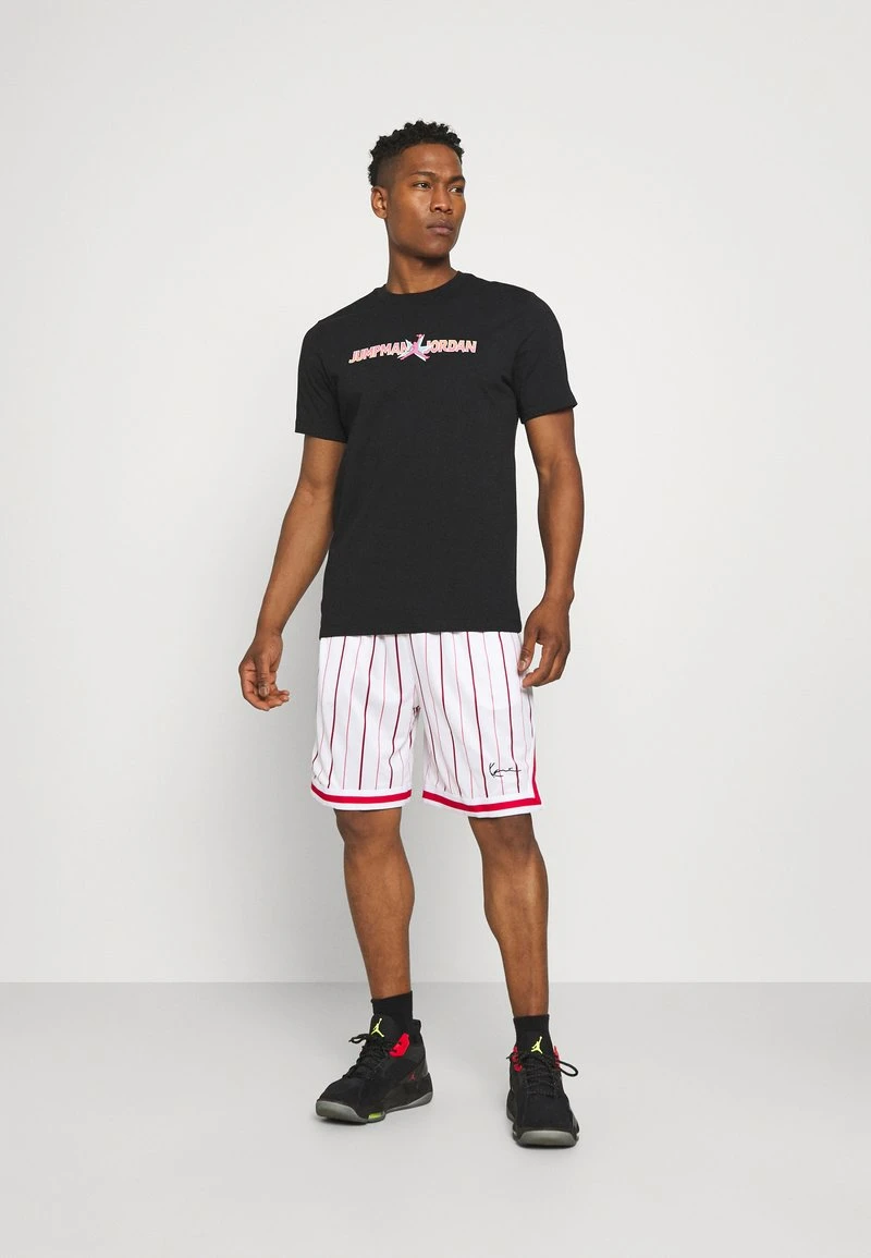 Auslauf 🤩 Karl Kani SMALL SIGNATURE PINSTRIPE - Shorts - White, Herren ❤️ 4 Auslauf 🤩 Karl Kani SMALL SIGNATURE PINSTRIPE - Shorts - White, Herren ❤️ – Bild 2