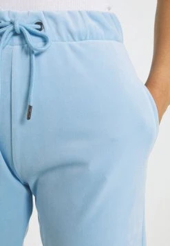 Großhandel ❤️ Karl Kani SIGNATURE VELVET PANTS - Jogginghose - Light Blue, Damen 😉 11 Großhandel ❤️ Karl Kani SIGNATURE VELVET PANTS - Jogginghose - Light Blue, Damen 😉 -Karl Kani Verkäufe cf17e6aa09084451a8162f7583db48b6