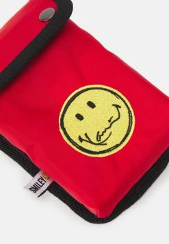 Billig ✨ Karl Kani SIGNATURE SMALL POUCH BAG UNISEX - Umhängetasche - Multicolor 🎁 -Karl Kani Verkäufe d09f1af3fc4a4c159d50f55c431733c8