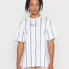 Auslauf 👏 Karl Kani SIGNATURE PINSTRIPE TEE UNISEX - T-Shirt Print - Multicolor ❤️ -Karl Kani Verkäufe d1560e7cffe040c796102b29941be270