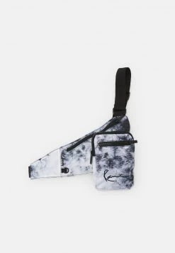 Rabatt ⌛ Karl Kani SIGNATURE TIE DYE BODY BAG UNISEX - Umhängetasche - Black 👍