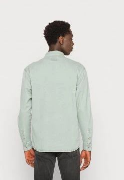 Aktion 🥰 Karl Kani CHEST SIGNATURE WASHED UNISEX - Hemd - Dark Mint ⭐ -Karl Kani Verkäufe d4af8ee5c6434bb599ceab7f53a3c151