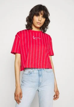 Budget 🥰 Karl Kani SMALL SIGNATURE SHORT PINSTRIPE TEE - T-Shirt Print - Red, Damen ✔️
