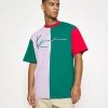 Bester Verkauf 💯 Karl Kani SIGNATURE BLOCK TEE UNISEX - T-Shirt Print - Green 👏 -Karl Kani Verkäufe da924af469c64506a5d0d20438ed614c