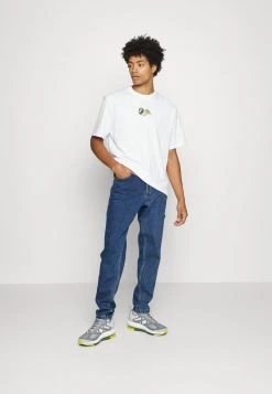 Rabatt 🎉 Karl Kani BAGGY PANTS - Jeans Relaxed Fit - Mid Blue, Herren ⭐ 8 Rabatt 🎉 Karl Kani BAGGY PANTS - Jeans Relaxed Fit - Mid Blue, Herren ⭐ -Karl Kani Verkäufe e38340173ed9456aaee7e72725f1d99c