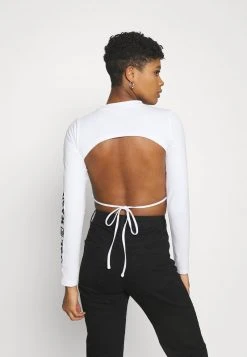 Angebote ✨ Karl Kani RETRO CROPPED - Langarmshirt - White, Damen 🌟 10 Angebote ✨ Karl Kani RETRO CROPPED - Langarmshirt - White, Damen 🌟 -Karl Kani Verkäufe e6a20811dc4d43bd82f8732a653d43c4