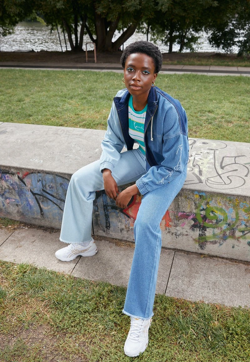 Großhandel 😀 Karl Kani ORIGINALS BLOCK JACKET - Jeansjacke - Blue, Damen 😍 4 Großhandel 😀 Karl Kani ORIGINALS BLOCK JACKET - Jeansjacke - Blue, Damen 😍 – Bild 2