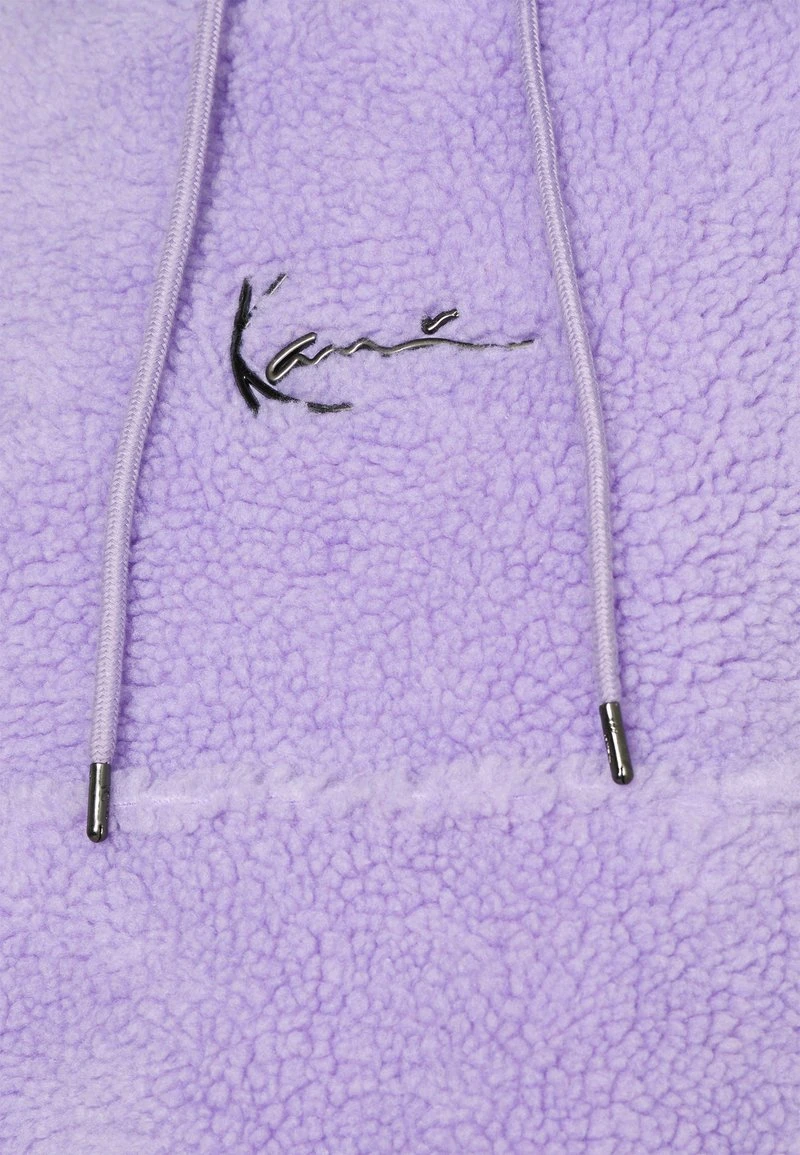 Großhandel 😀 Karl Kani SIGNATURE HOODIE - Kapuzenpullover - Lila, Damen 🛒 8 Großhandel 😀 Karl Kani SIGNATURE HOODIE - Kapuzenpullover - Lila, Damen 🛒 – Bild 6