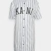 Rabatt 🥰 Karl Kani COLLEGE ⚾ BASEBALL 🎉 DRESS - Freizeitkleid - White, Damen ⌛ 1 Rabatt 🥰 Karl Kani COLLEGE ⚾ BASEBALL 🎉 DRESS - Freizeitkleid - White, Damen ⌛ -Karl Kani Verkäufe f2a7b81058a8400899c30e213b118ee3