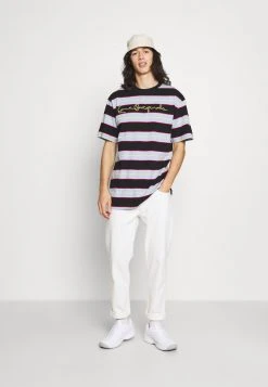 Beste Bewertungen von 👏 Karl Kani ORIGINALS STRIPE TEE UNISEX - T-Shirt Print - Light Blue 🧨 -Karl Kani Verkäufe f784f2ebaa8f4e87a3e9fc259a56c3fe