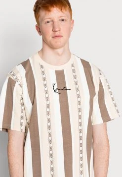 Coupon ⭐ Karl Kani SMALL SIGNATURE UNISEX - T-Shirt Print - Light Brown 👍 -Karl Kani Verkäufe fb6ce2afd75c404faa7600558b212bbf
