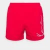 Auslauf ⭐ Karl Kani SIGNATURE BOARD - Badeshorts - Red, Herren 🛒 -Karl Kani Verkäufe ff7d325600f045cd856d265268256371